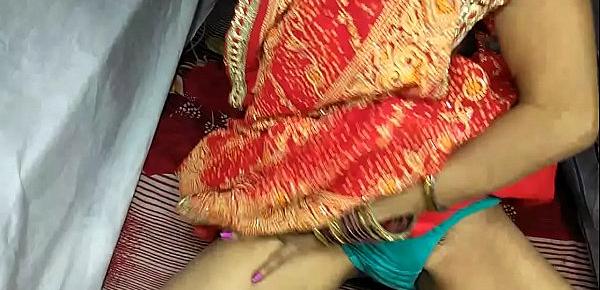  Desi Anita ki chudai in Red saree with Desi video